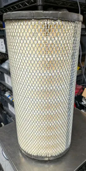 Af25957 Fleetguard Air Filter New Old Stock