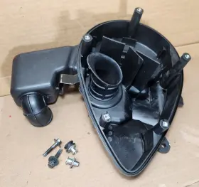 17210-meg-010 Honda 2004-2009 Shadow 750 Oem Air Cleaner Housing Duct Part#