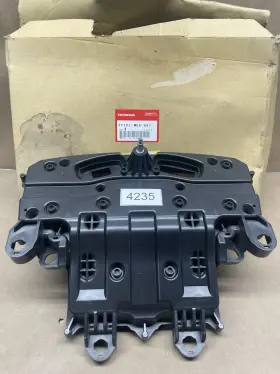37101-mca-a61 Honda Oem Lower Case Assembly 2006-2010 Gl1800 Genuine Nos