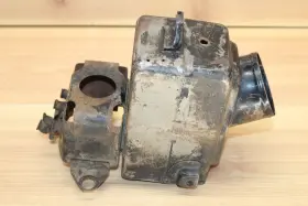 13091-1006 Kawasaki 1976 - 1982 Ke125 Ke 125 Oem Airbox Air Filter Battery Box