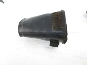 13890-02f00 Suzuki 1997-2001 Tl 1000 S Air Duct