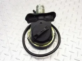 44190-10f00 Suzuki 2003 98-04 Vl1500k 1500 Intruder Gas Fuel Petrol Tank Cap Inlet Oem