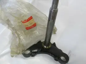 51410-10010 Suzuki T200 Tc200 Nos Triple Tree Steering 1968 1969