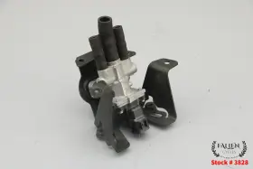 1203581 Victory 2013 Vegas 8 Ball Idle Air Control Assembly And Mount Bracket