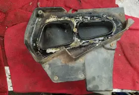 508270150 Vor 2002 530 En-e Vertematti Off Road Air Filter Box Damage