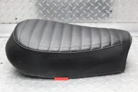 2196066 Yamaha 1969 Enduro 175 Seat