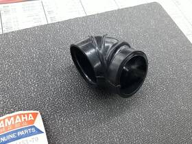 Yamaha 304-14453-70-00 N.o.s Lt2 Lt3 Air Filter Joint