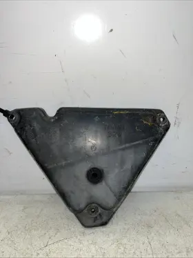 3rw-14422-00-00 Yamaha 1996 Xt225 Air Cleaner Cap