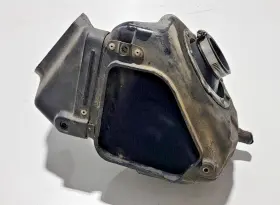 4v4w144100 Yamaha Air Filter Cleaner Case Intake Box 1981 Yz250 Yz 250 81 Yz465 465