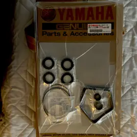 65l-w0001-c0-00 Yamaha 65lw0001c000 Lower Unit Gasket Kit New Genuine Oem Part