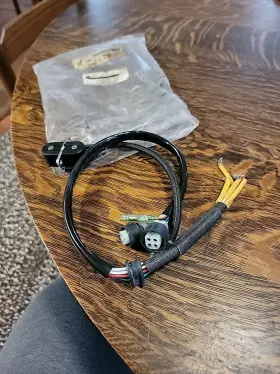 Iuy-85580-20-00 Yamaha Nos Genuine Coil Pulser Made In Japan